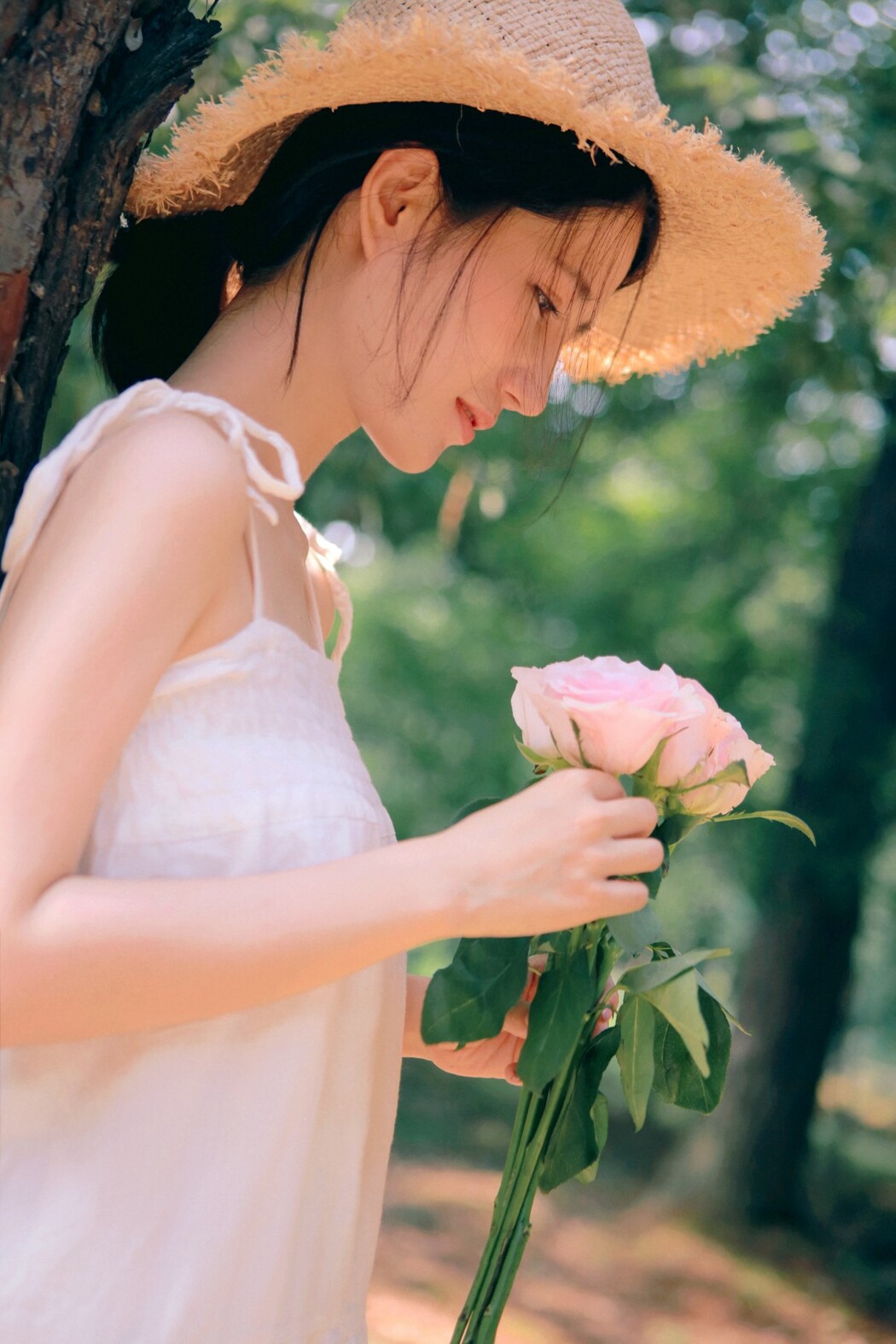 YiTuYu艺图语 Vol.1827 Qian