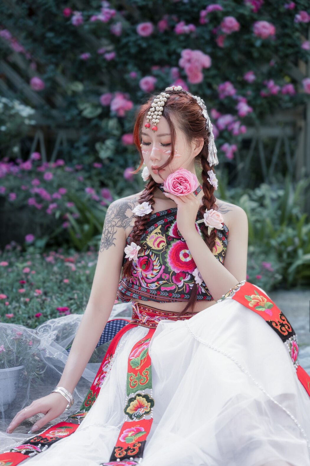 YiTuYu艺图语 Vol.1844 Deng Wa Er