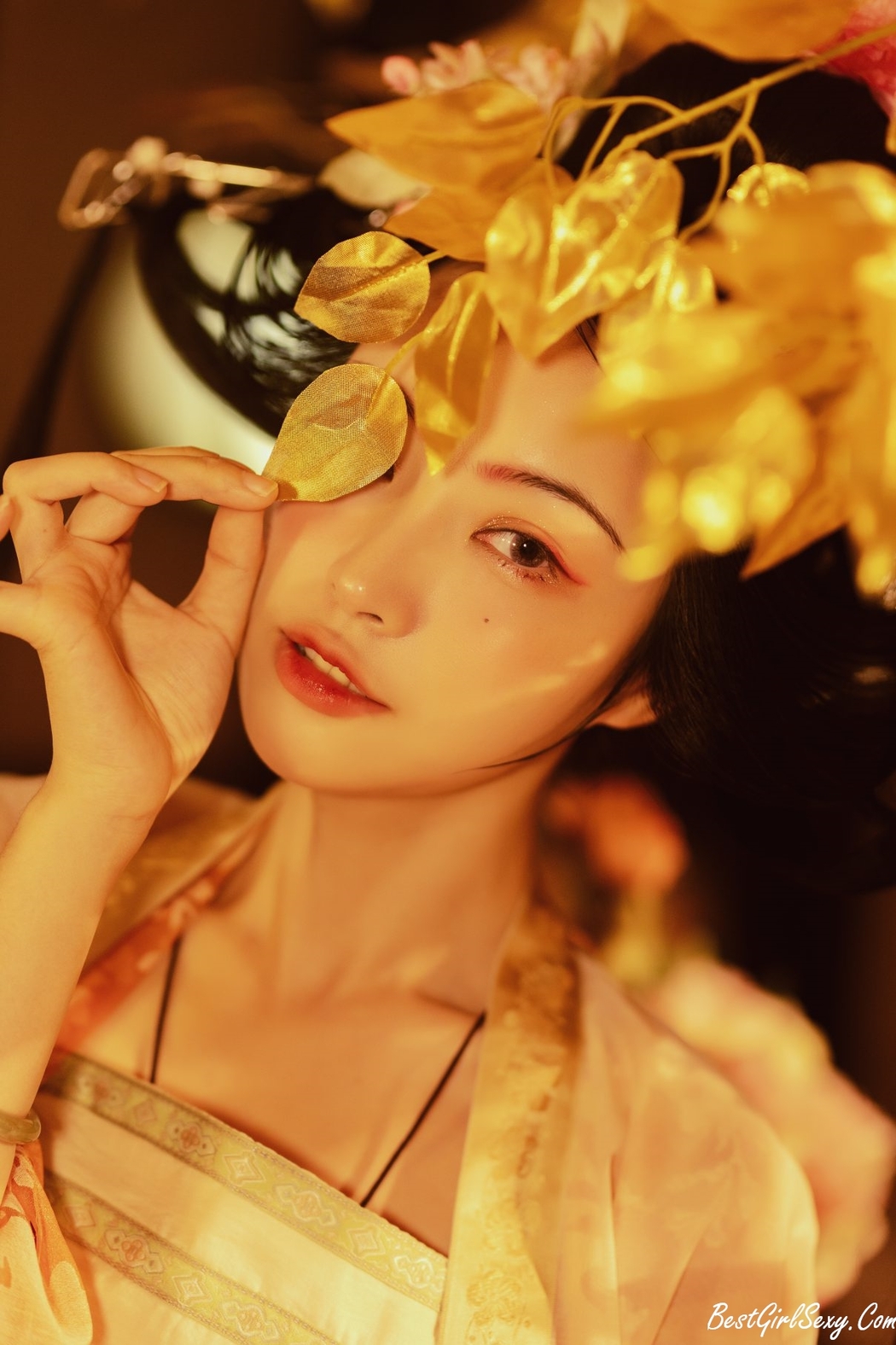 YiTuYu艺图语 Vol.197 Lan Yin