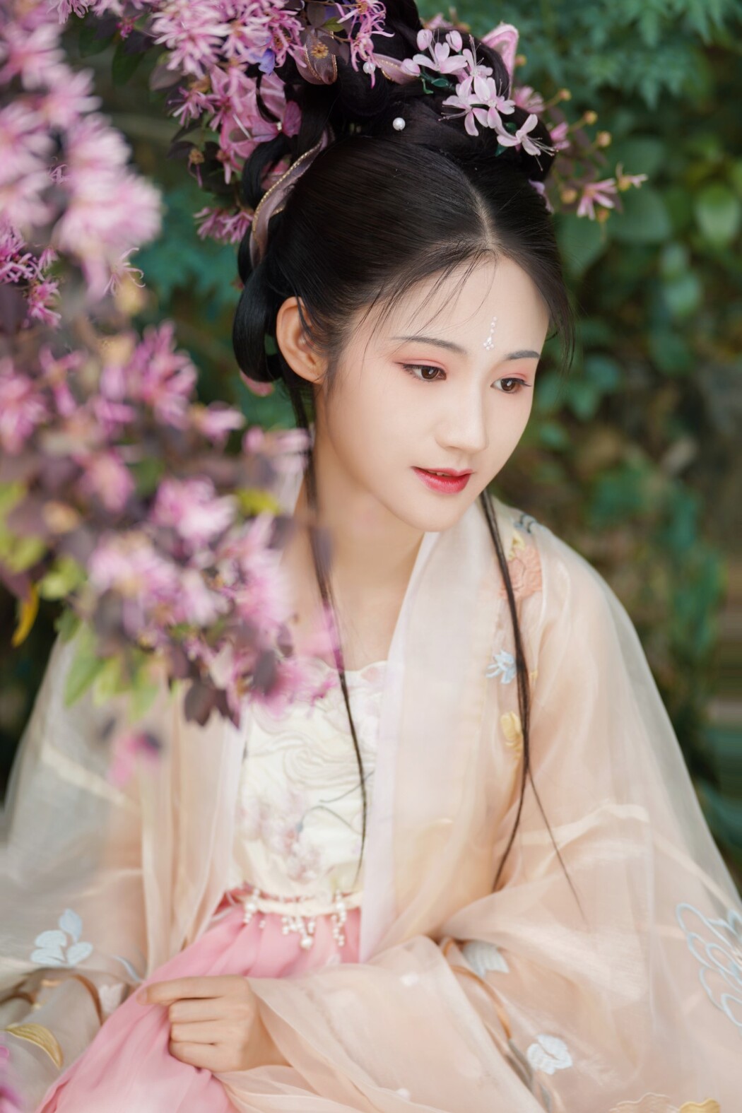 YiTuYu艺图语 Vol.1893 Jing Ko
