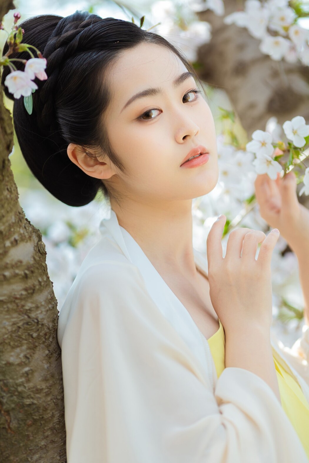 YiTuYu艺图语 Vol.1886 Shi MiN Ya