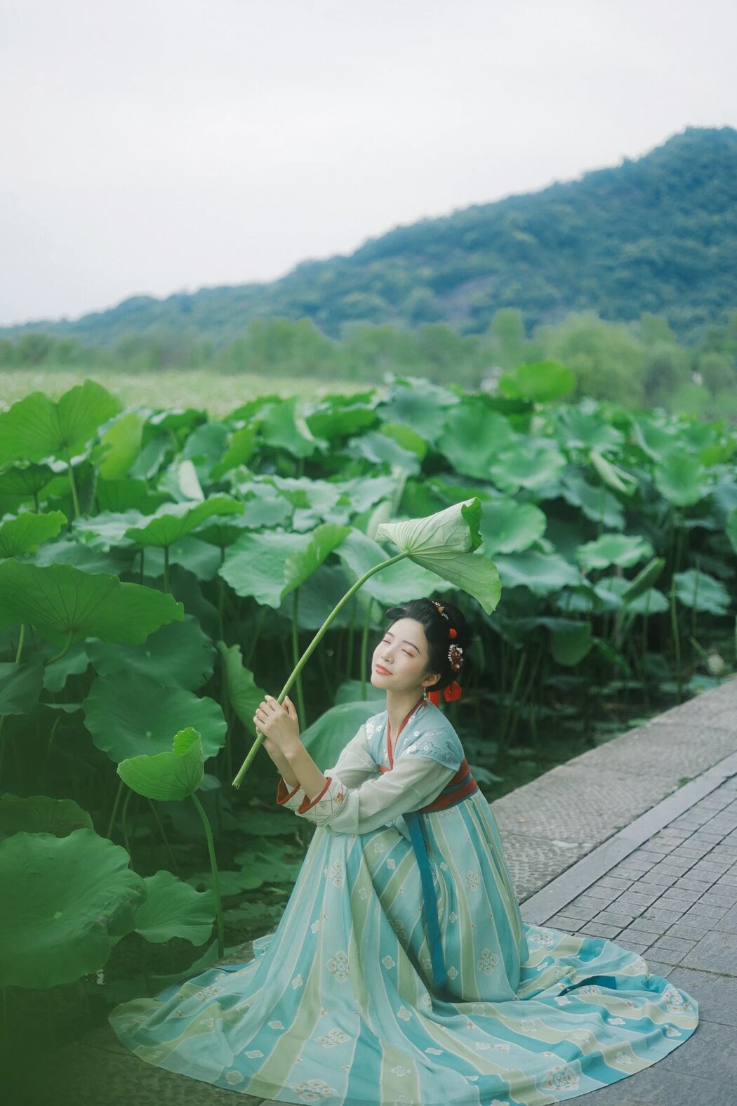 YiTuYu艺图语 Vol.1966 Yi Zhi a Meng Zai