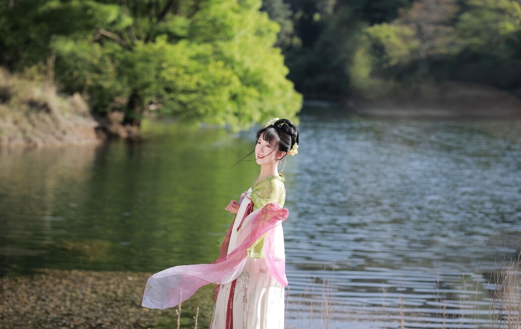 YiTuYu艺图语 Vol.1856 Shun Jin