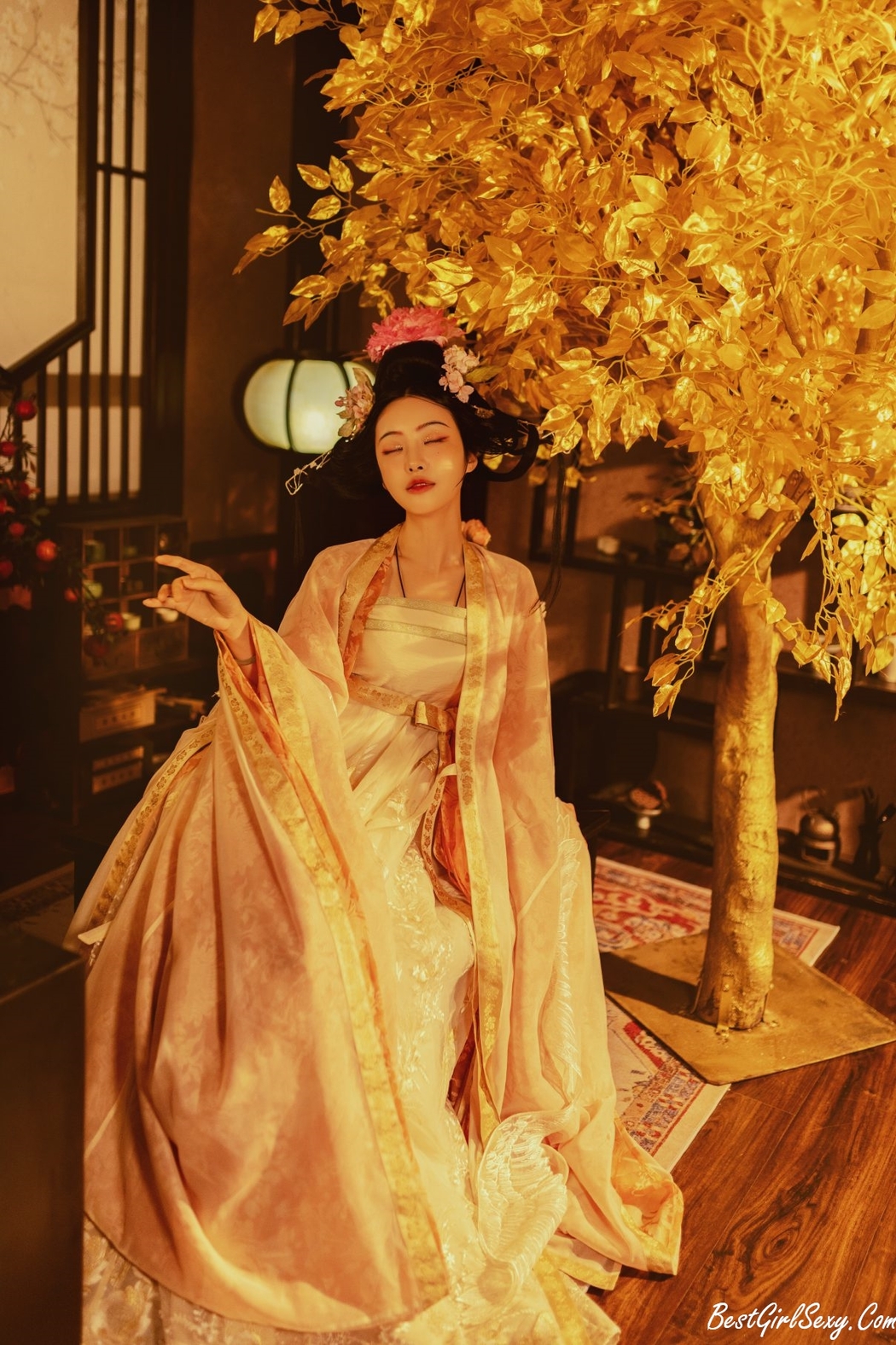YiTuYu艺图语 Vol.197 Lan Yin