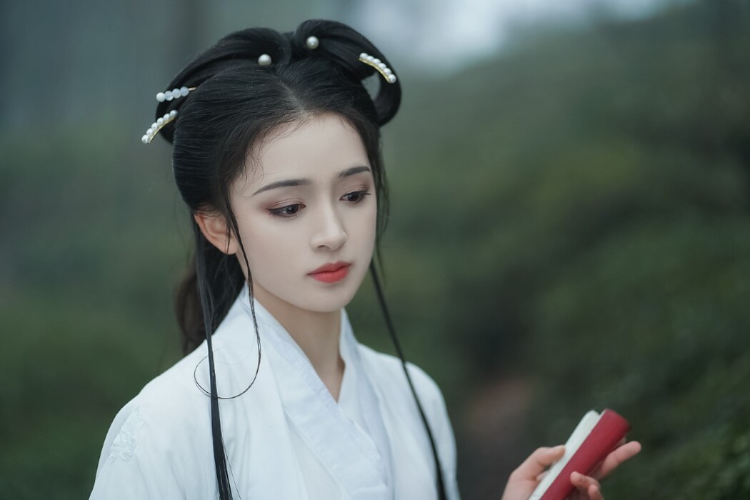 YiTuYu艺图语 Vol.1899 Tang Si Jia Sylvia