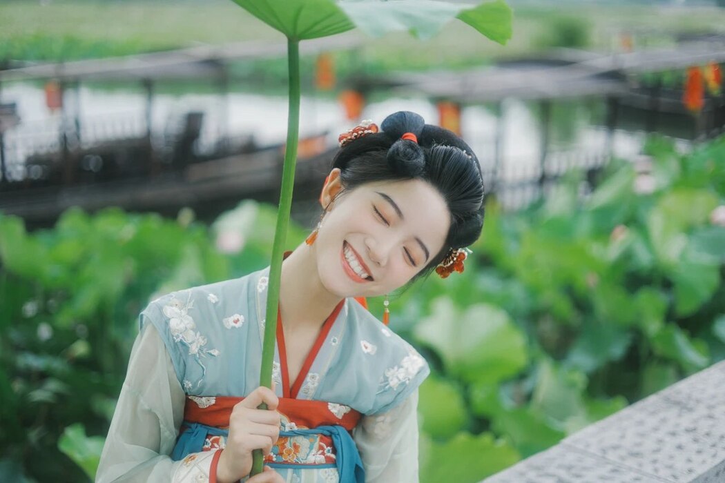 YiTuYu艺图语 Vol.1966 Yi Zhi a Meng Zai