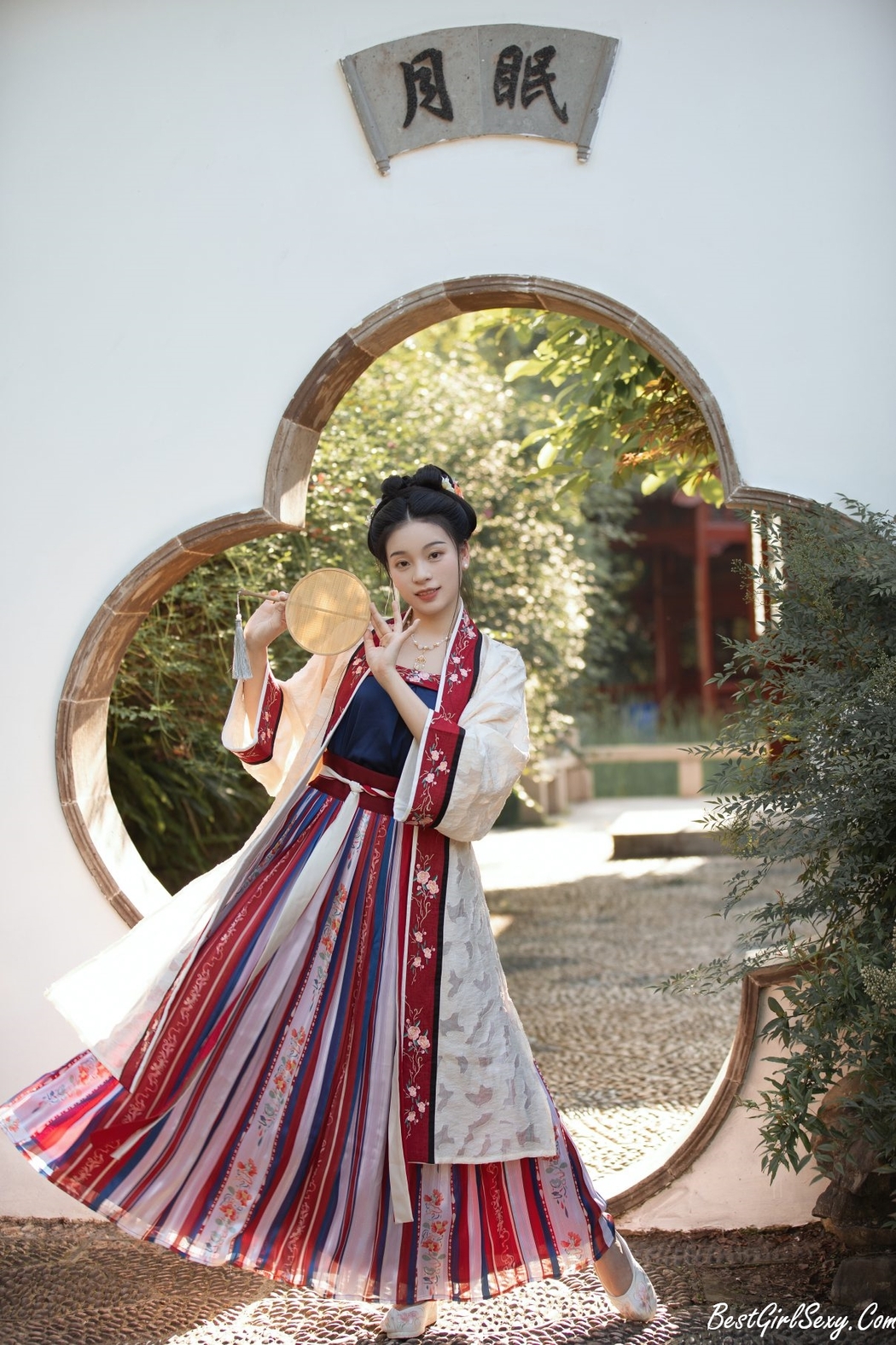 YiTuYu艺图语 Vol.190 Xiao Xiao