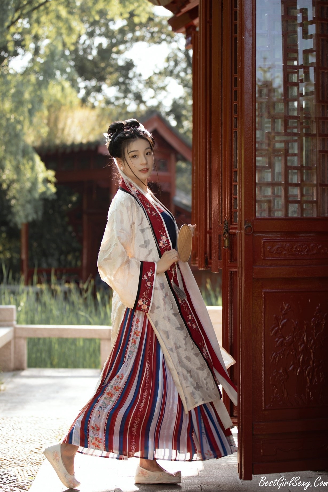YiTuYu艺图语 Vol.190 Xiao Xiao