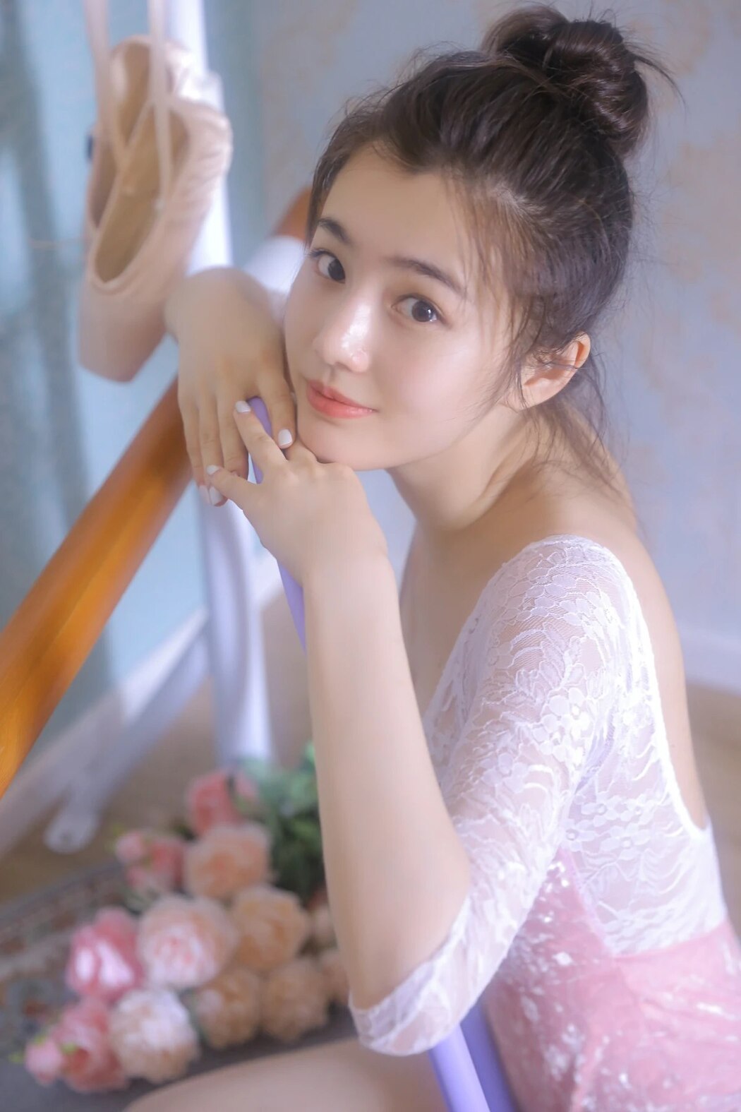YiTuYu艺图语 Vol.1928 Fan Fan