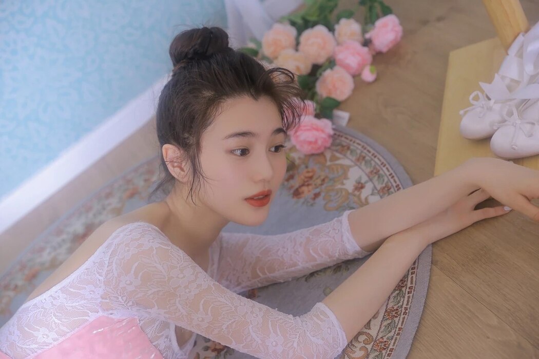 YiTuYu艺图语 Vol.1928 Fan Fan