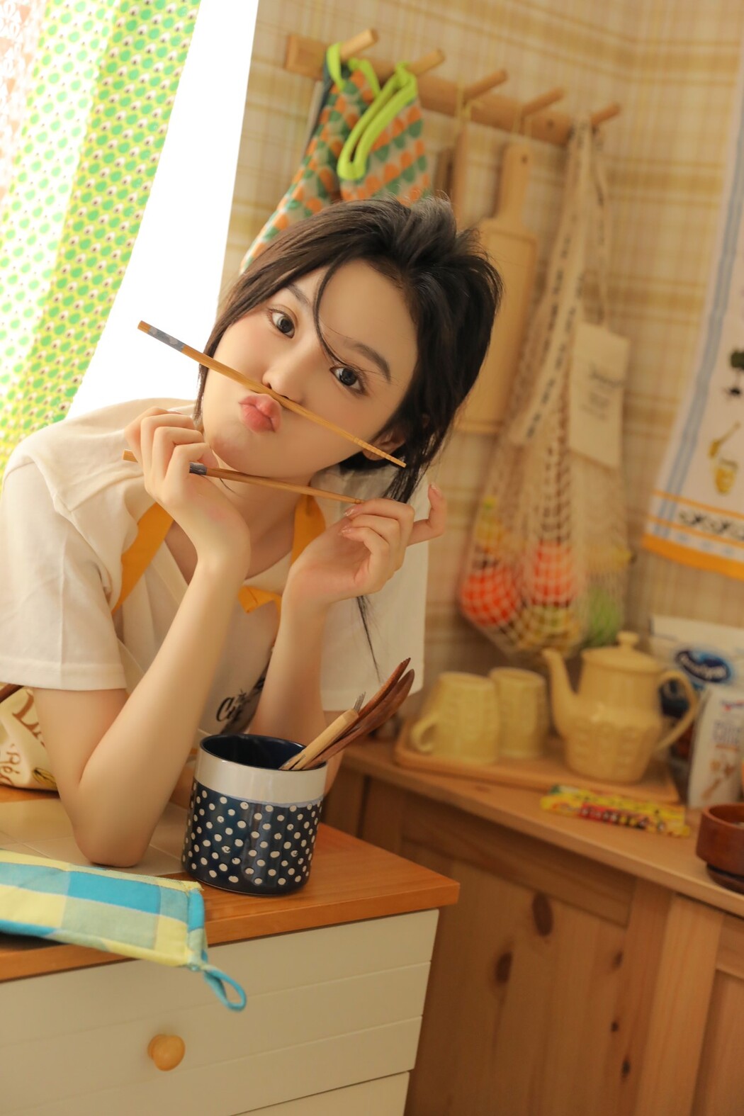 YiTuYu艺图语 Vol.1892 Yi Xuan mua