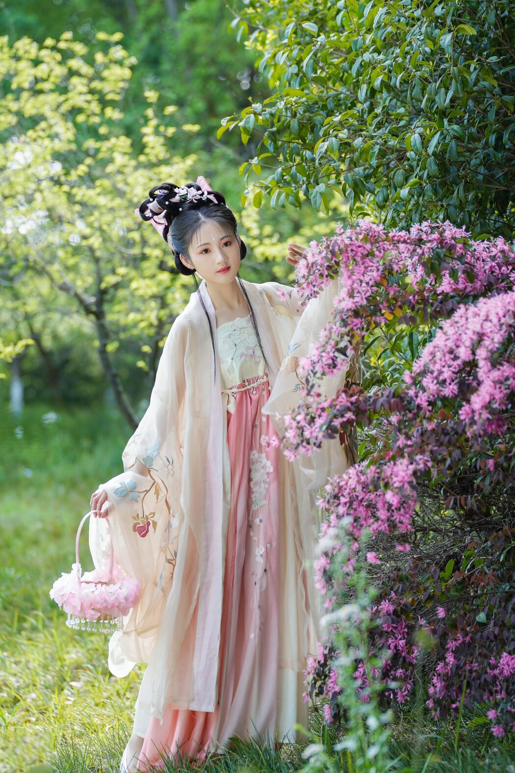 YiTuYu艺图语 Vol.1893 Jing Ko