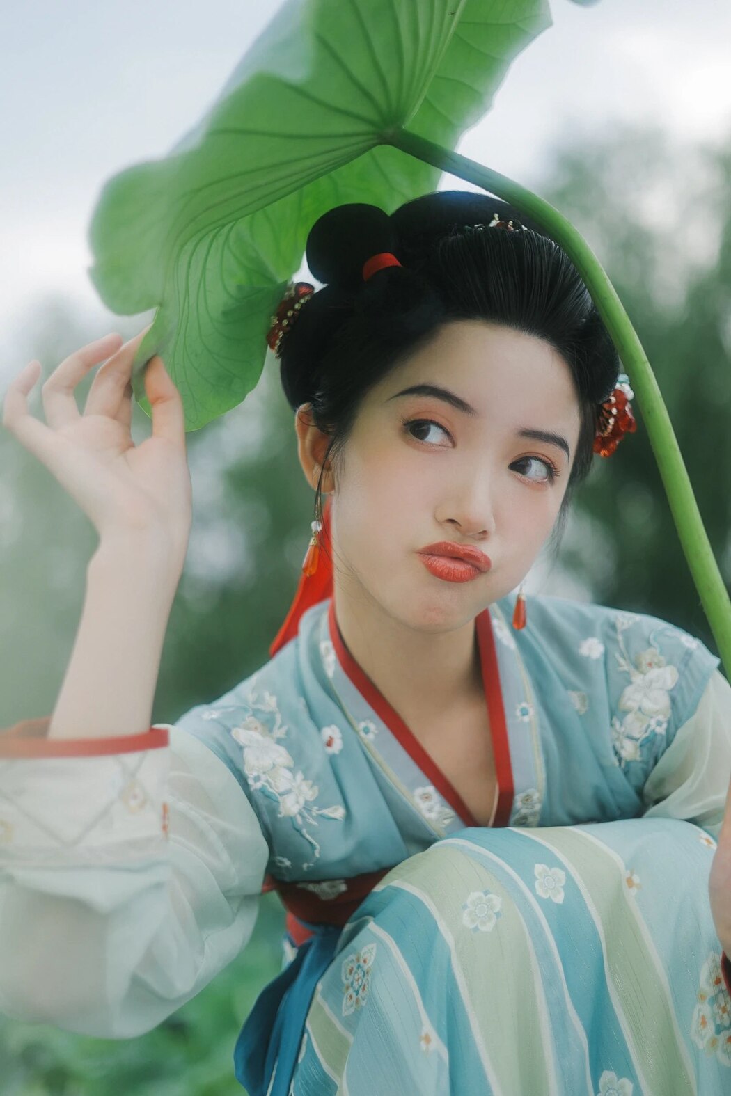 YiTuYu艺图语 Vol.1966 Yi Zhi a Meng Zai