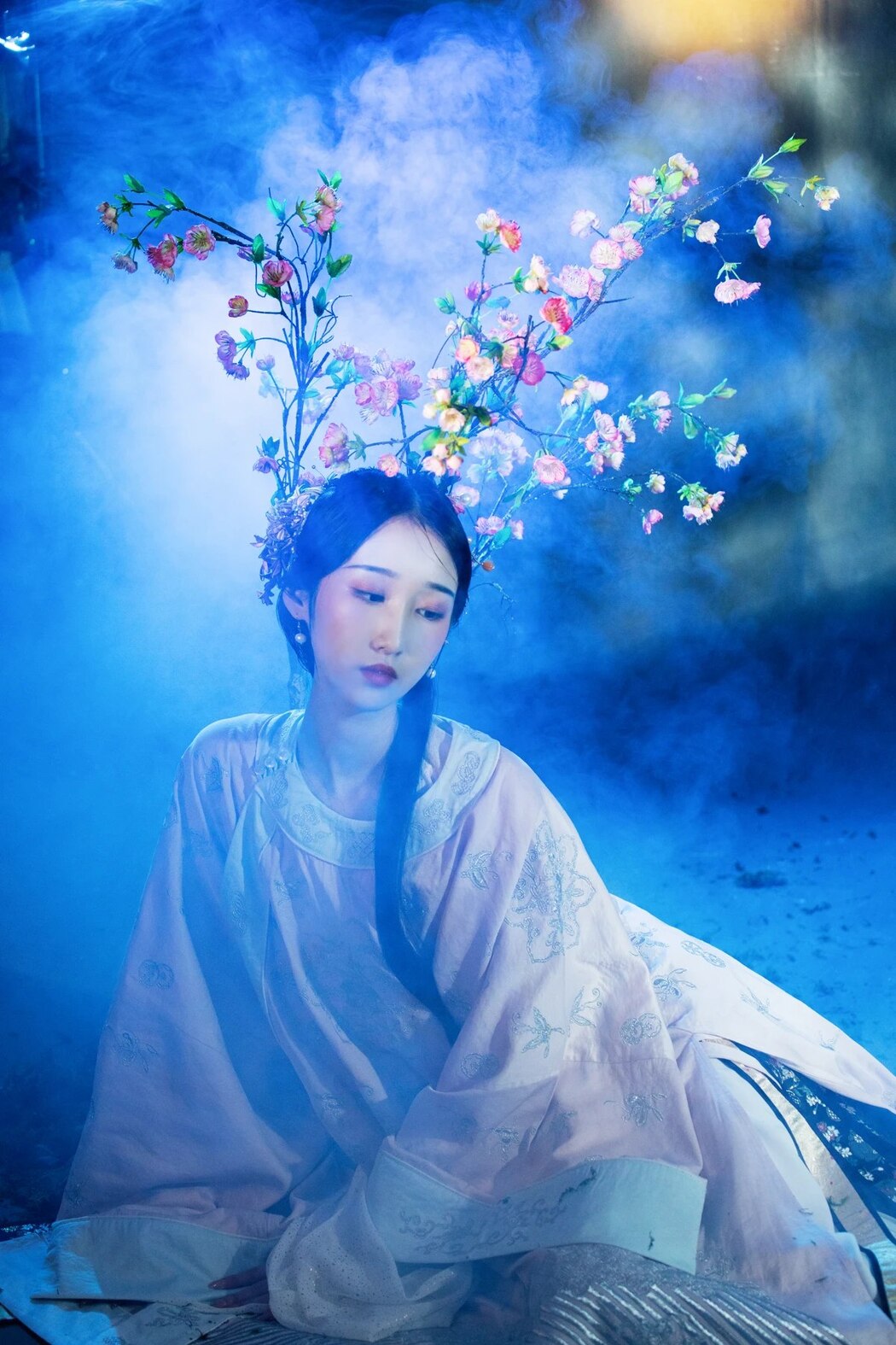 YiTuYu艺图语 Vol.1915 Jun Jun