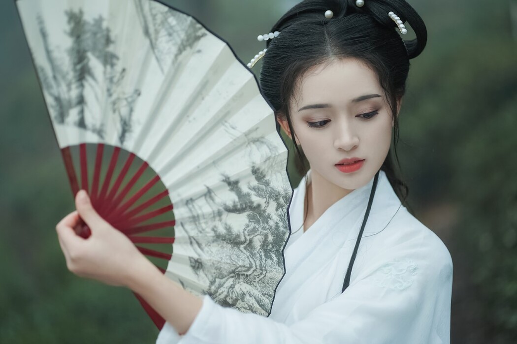 YiTuYu艺图语 Vol.1899 Tang Si Jia Sylvia
