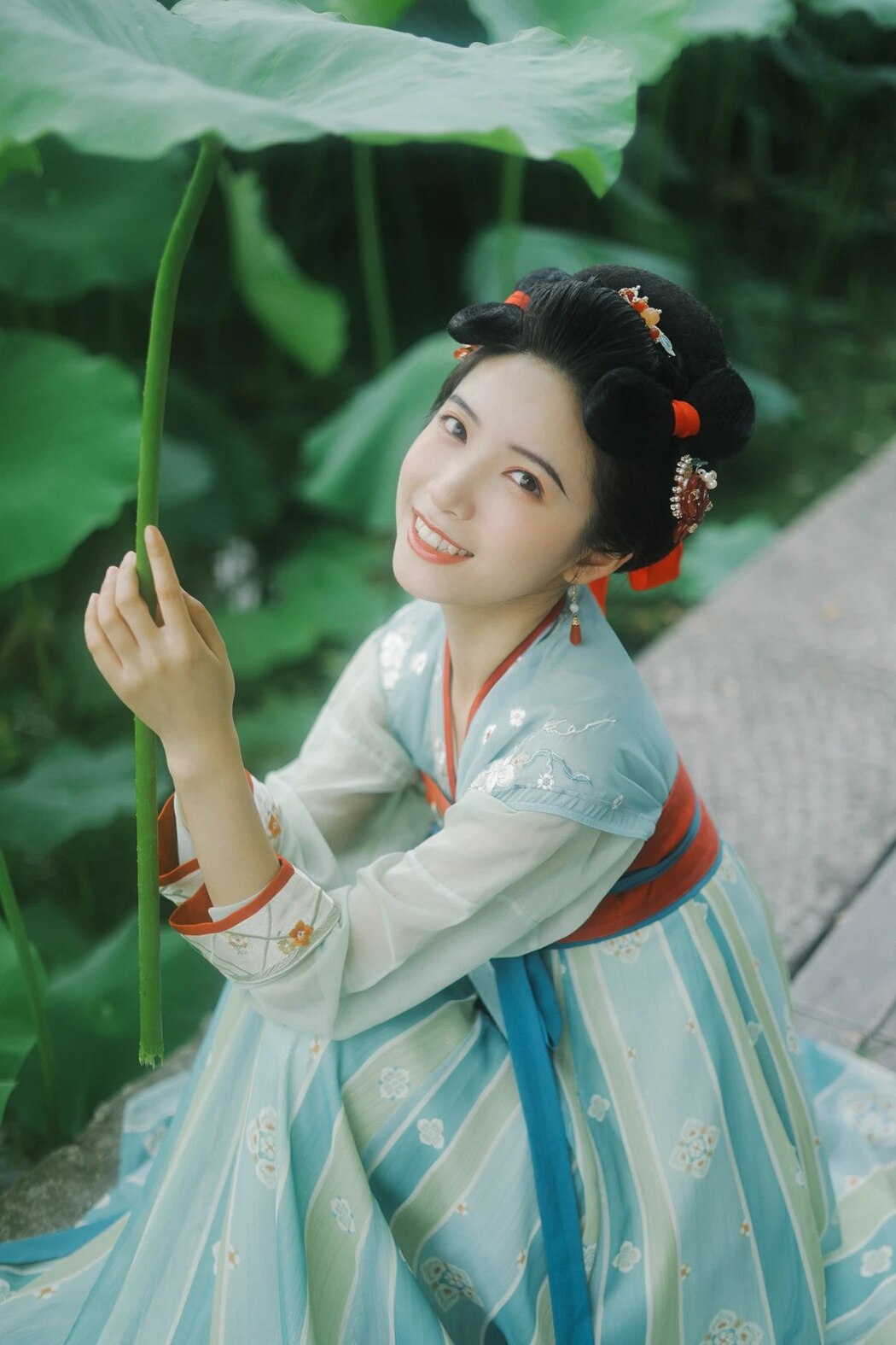 YiTuYu艺图语 Vol.1966 Yi Zhi a Meng Zai