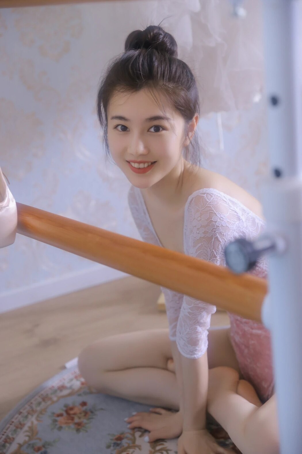 YiTuYu艺图语 Vol.1928 Fan Fan