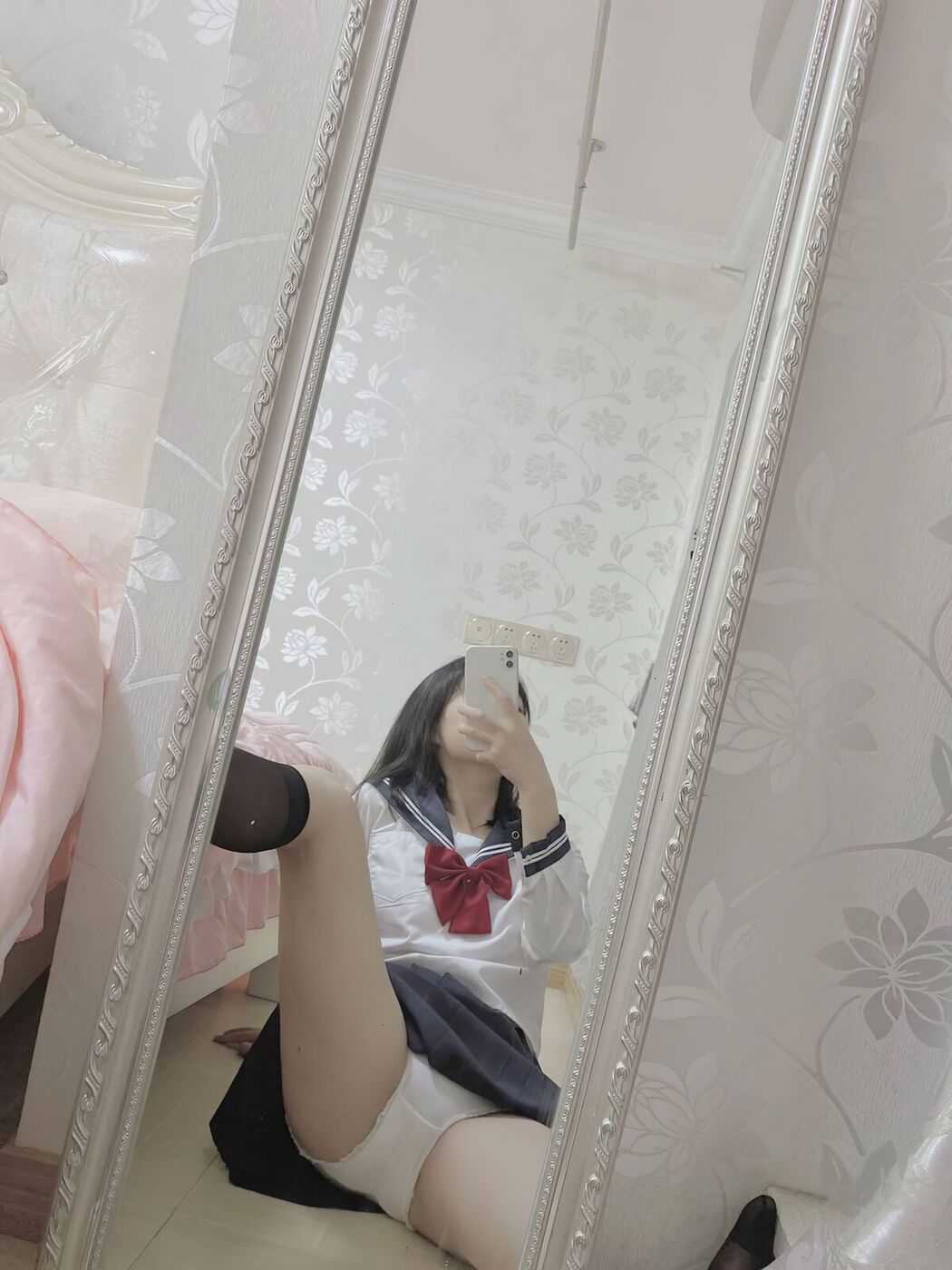 Coser@千岛酱 – 酥胸白虎一线天萝莉 福利姬福利 Part1
