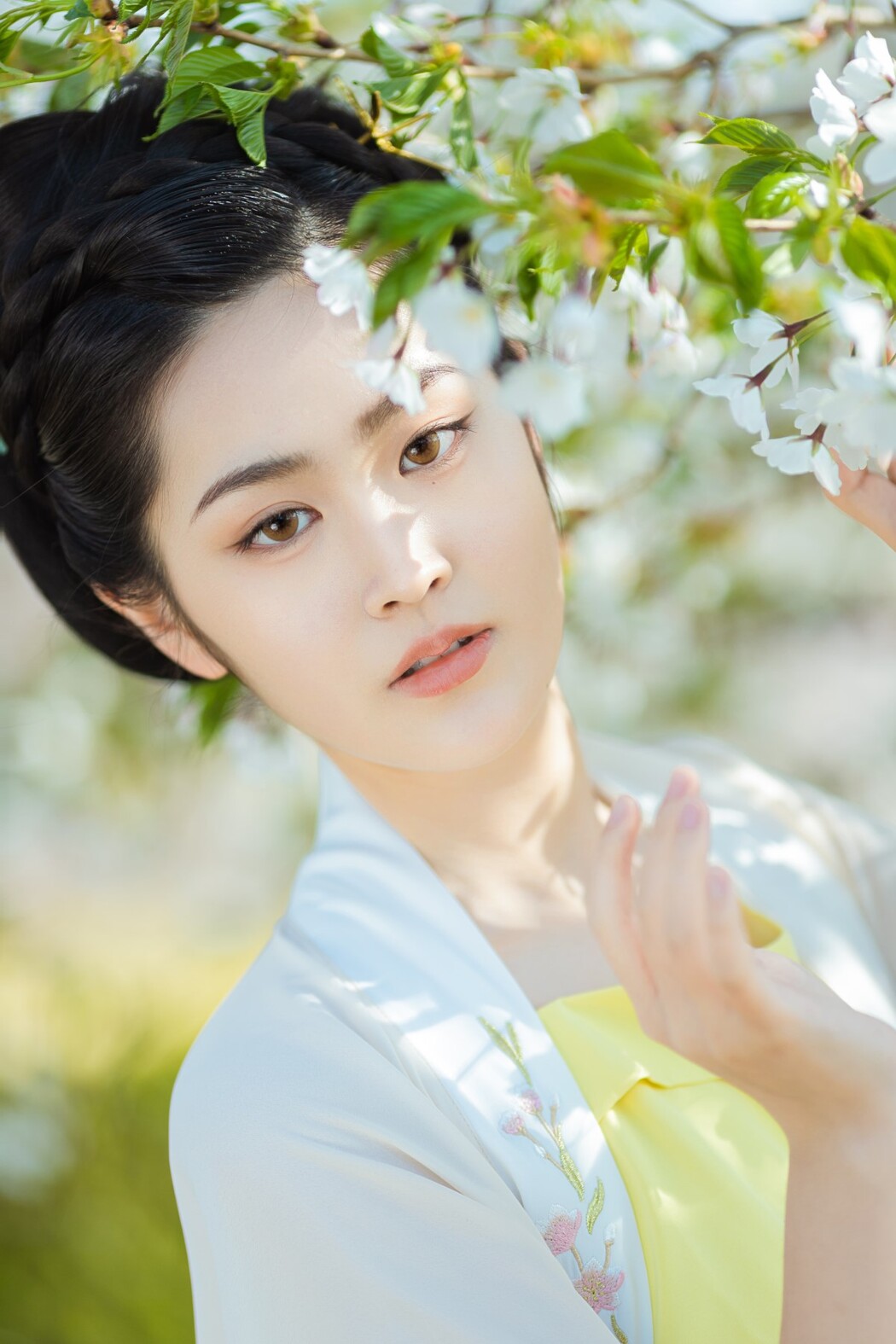 YiTuYu艺图语 Vol.1886 Shi MiN Ya