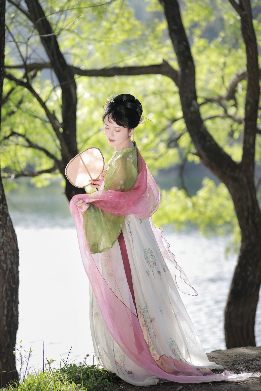 YiTuYu艺图语 Vol.1856 Shun Jin