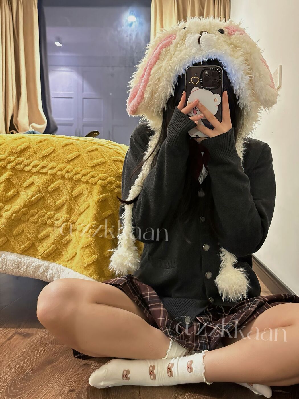 Coser@千岛酱 – 酥胸白虎一线天萝莉 福利姬福利 Part1