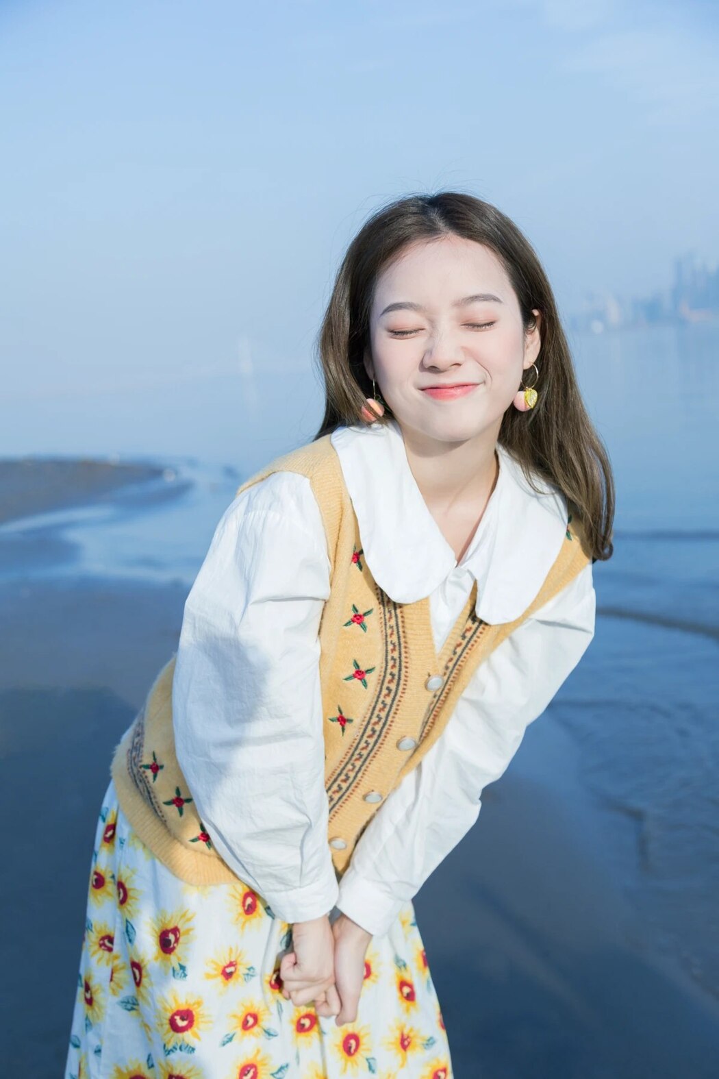 YiTuYu艺图语 Vol.1929 Ge Man Ni Nini