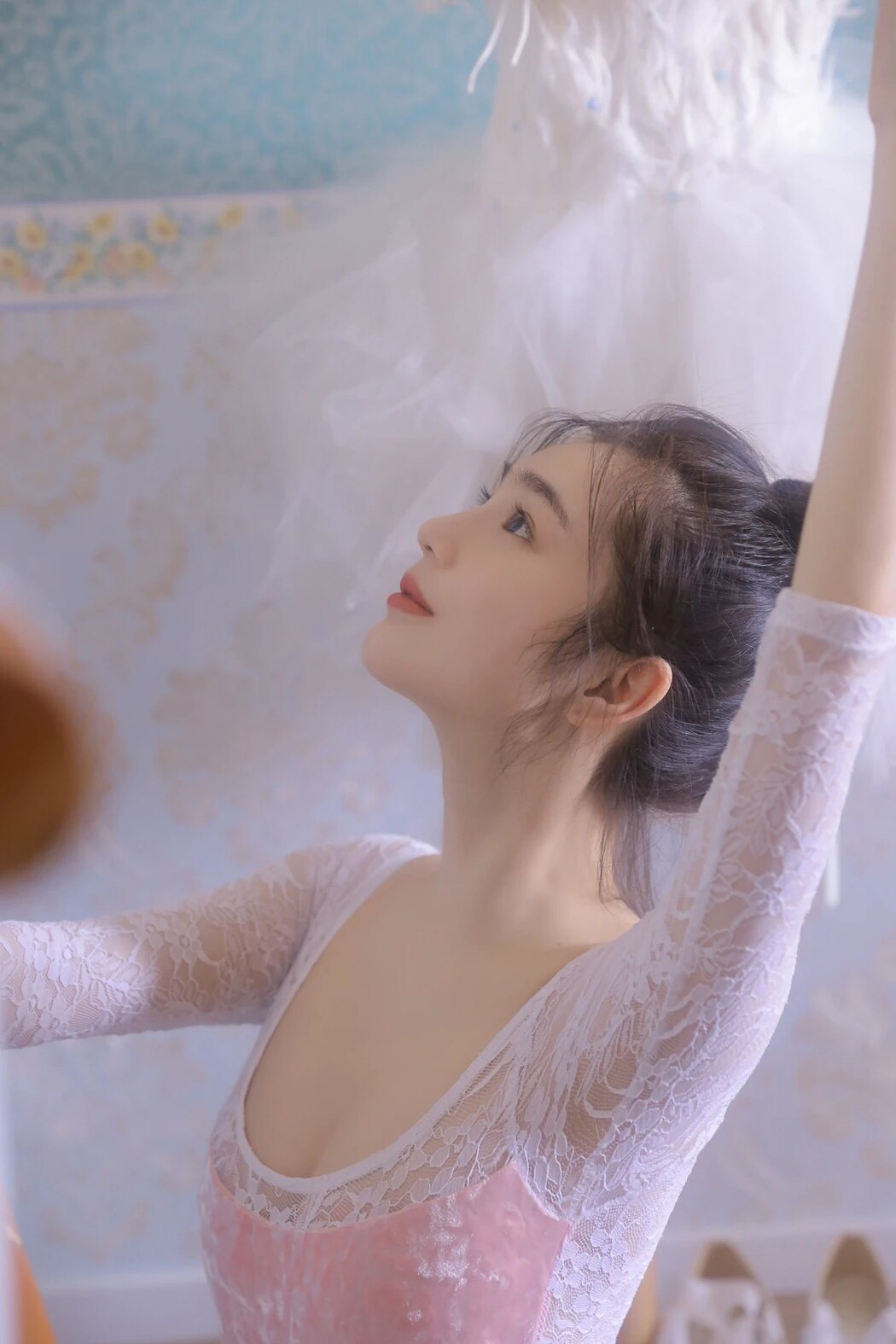 YiTuYu艺图语 Vol.1928 Fan Fan