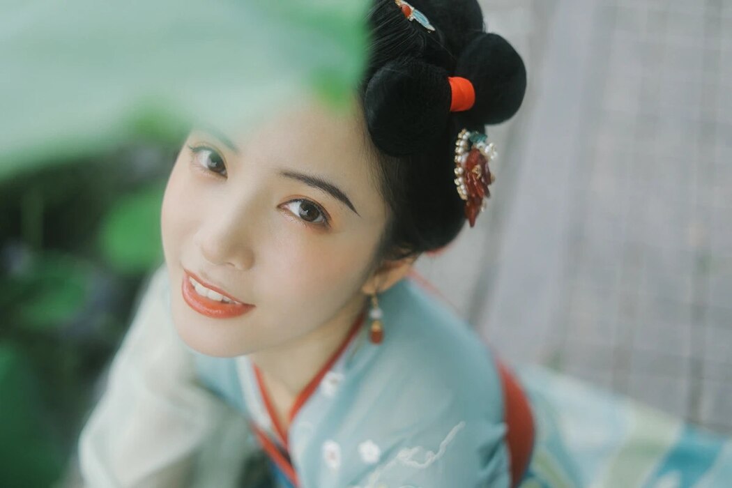 YiTuYu艺图语 Vol.1966 Yi Zhi a Meng Zai