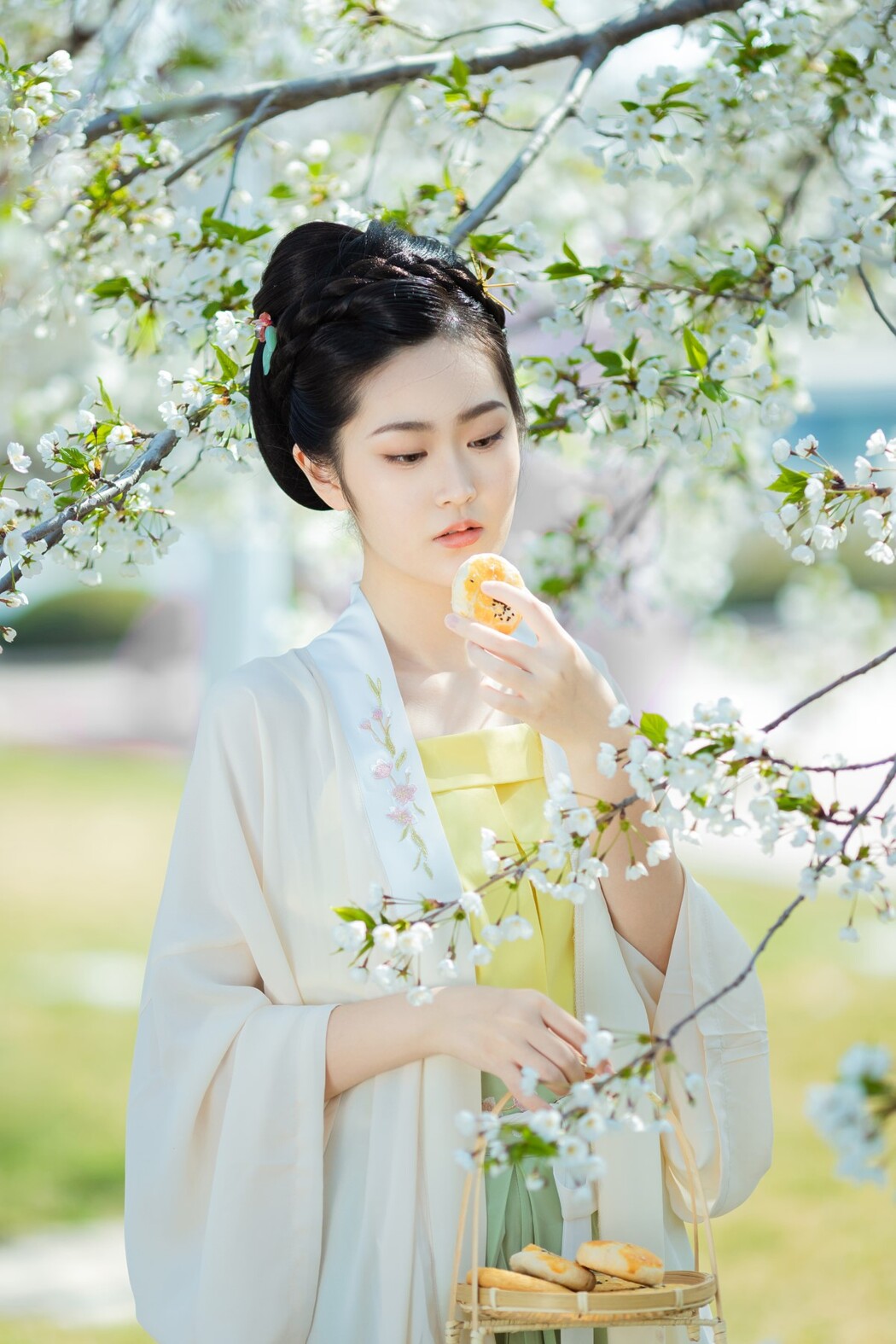 YiTuYu艺图语 Vol.1886 Shi MiN Ya