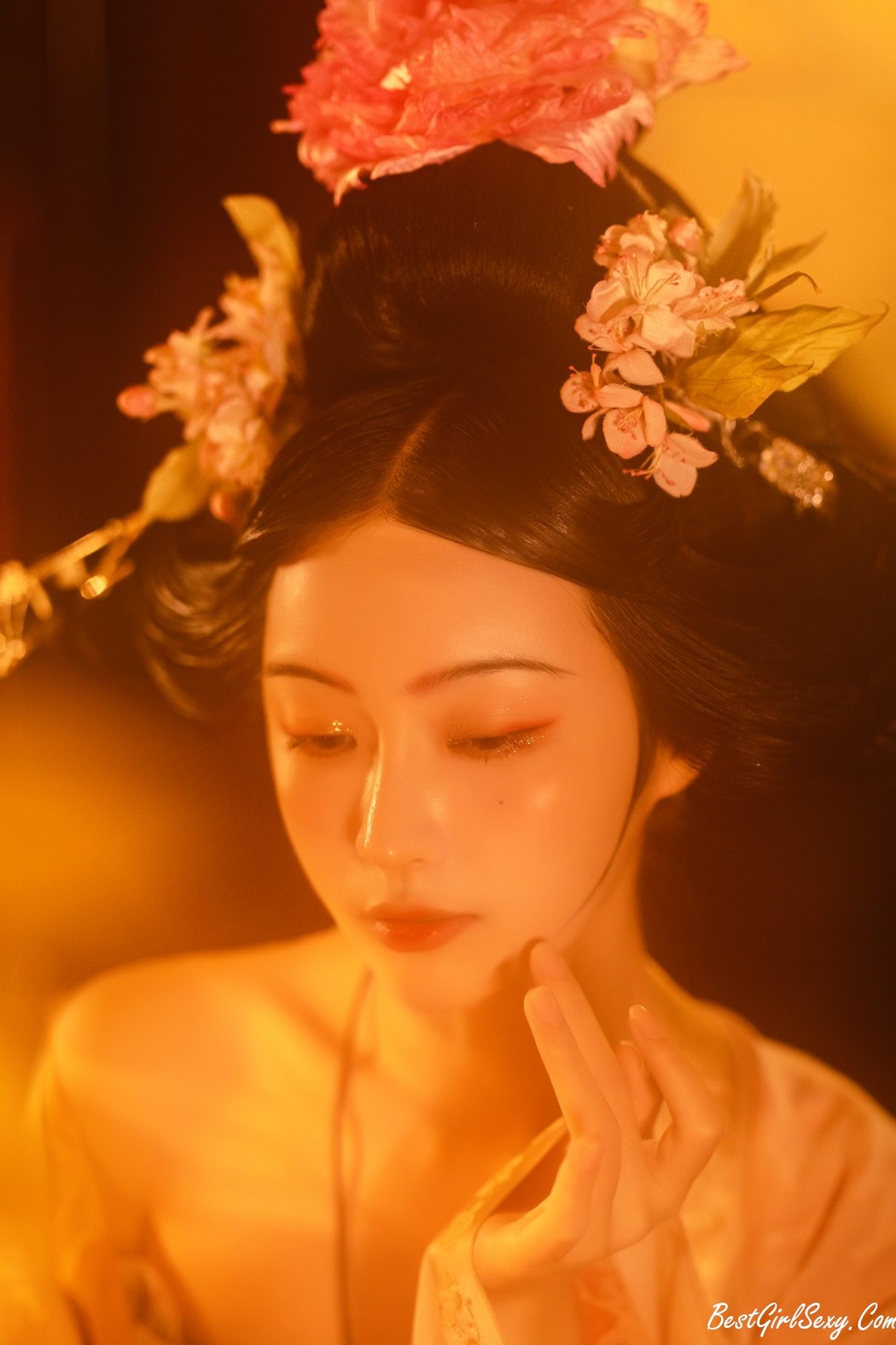 YiTuYu艺图语 Vol.197 Lan Yin