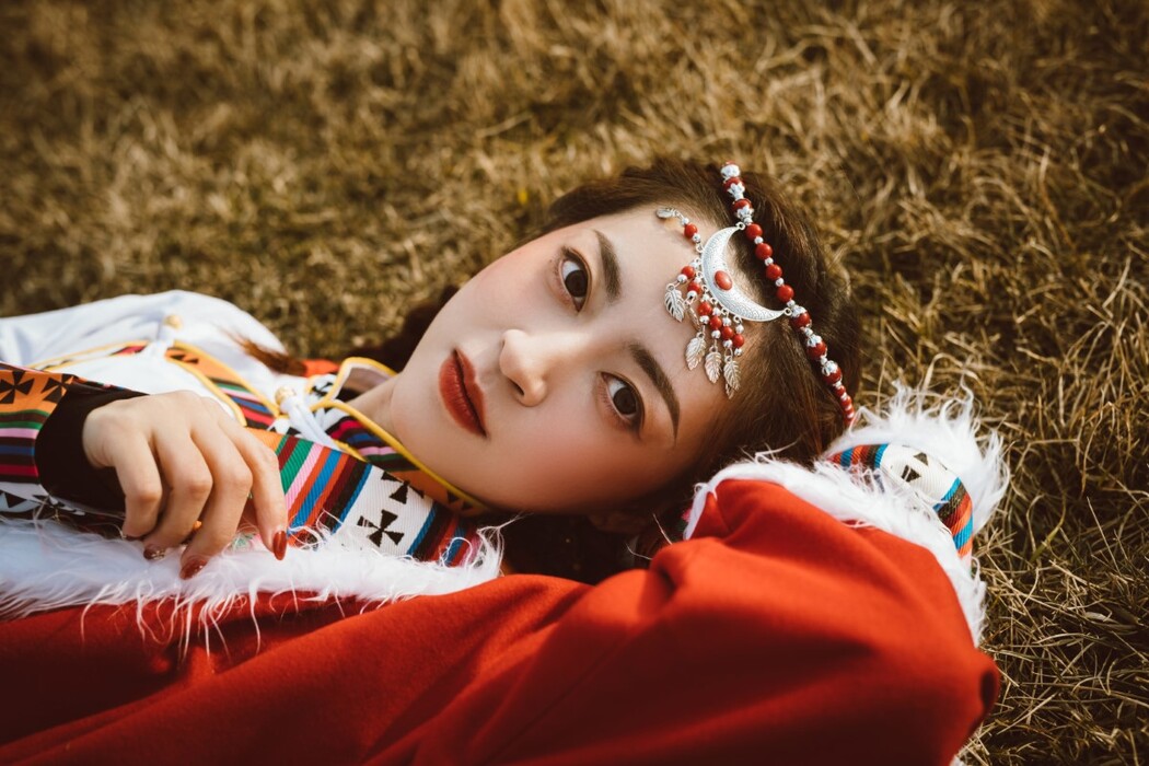 YiTuYu艺图语 Vol.1864 Yi Xuan