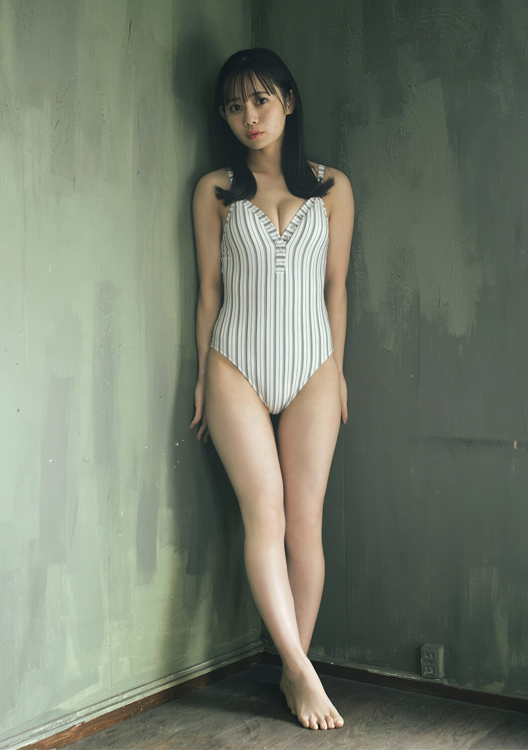 Saeko Kondo 近藤沙瑛子, BRODYデジタル写真集 『わがままな視線』 Set.03 Cover Photo