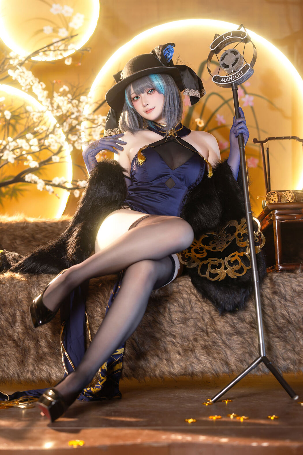 Coser@屿鱼 – 金装猫猫头