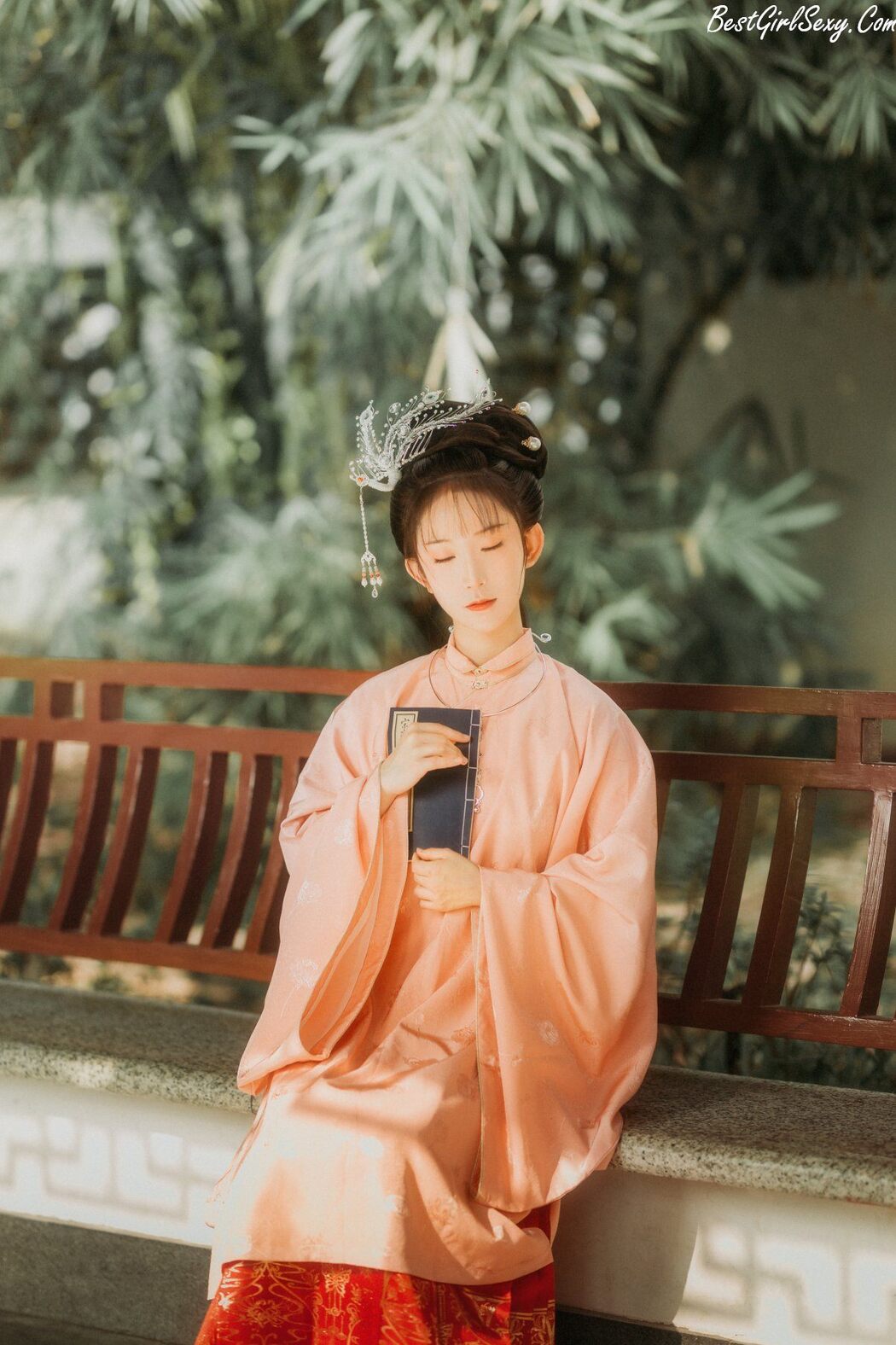 YiTuYu艺图语 Vol.203 Qi Yu