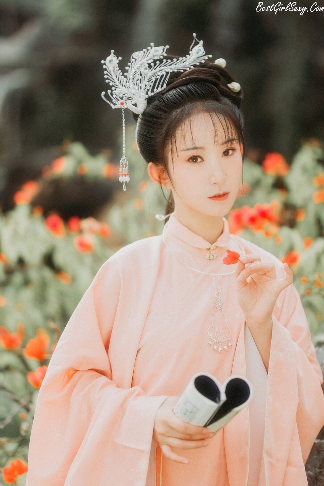 YiTuYu艺图语 Vol.203 Qi Yu