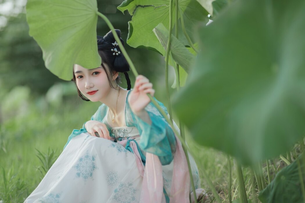YiTuYu艺图语 Vol.1980 Pei Pei