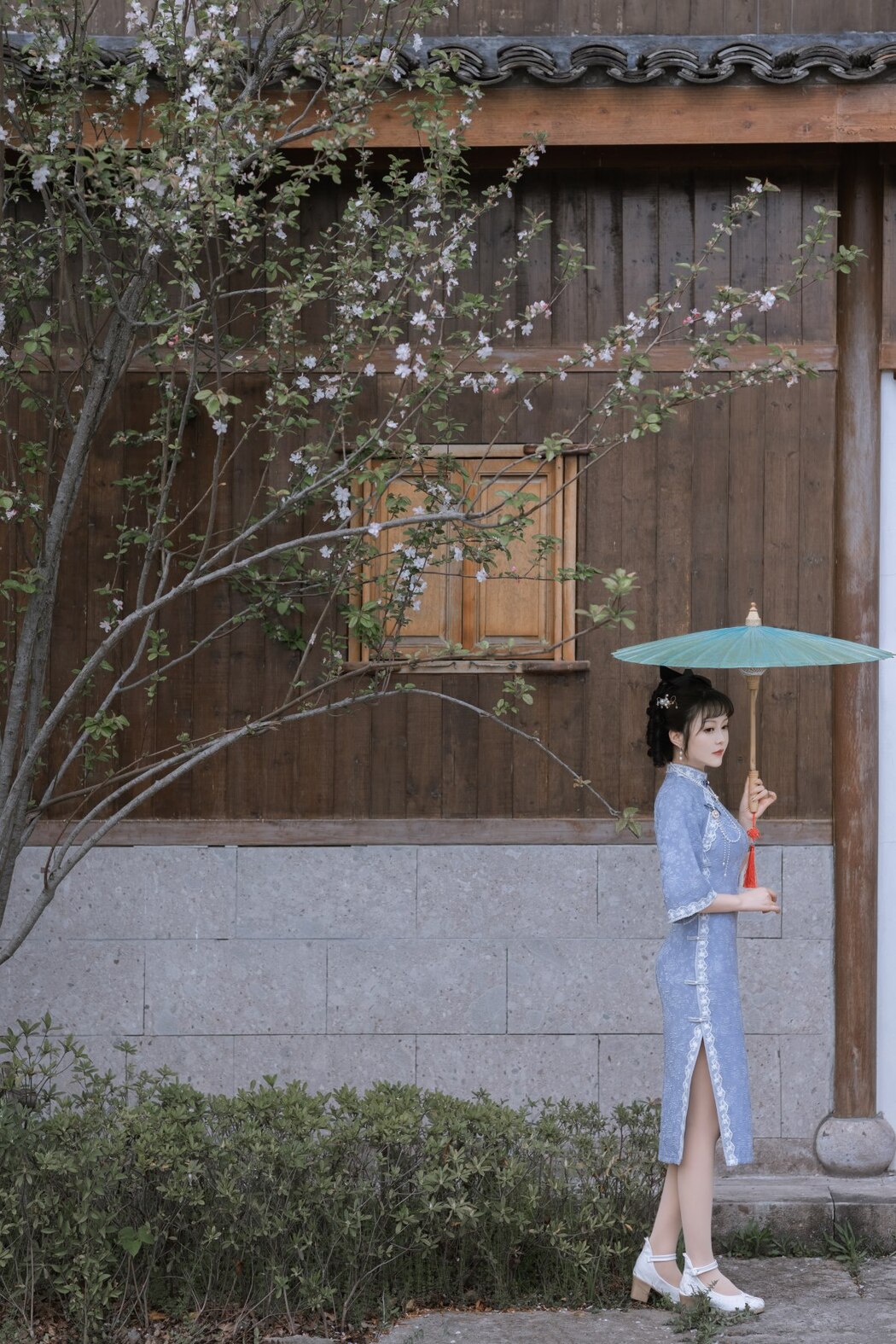 YiTuYu艺图语 Vol.1987 Lu Lu Haley