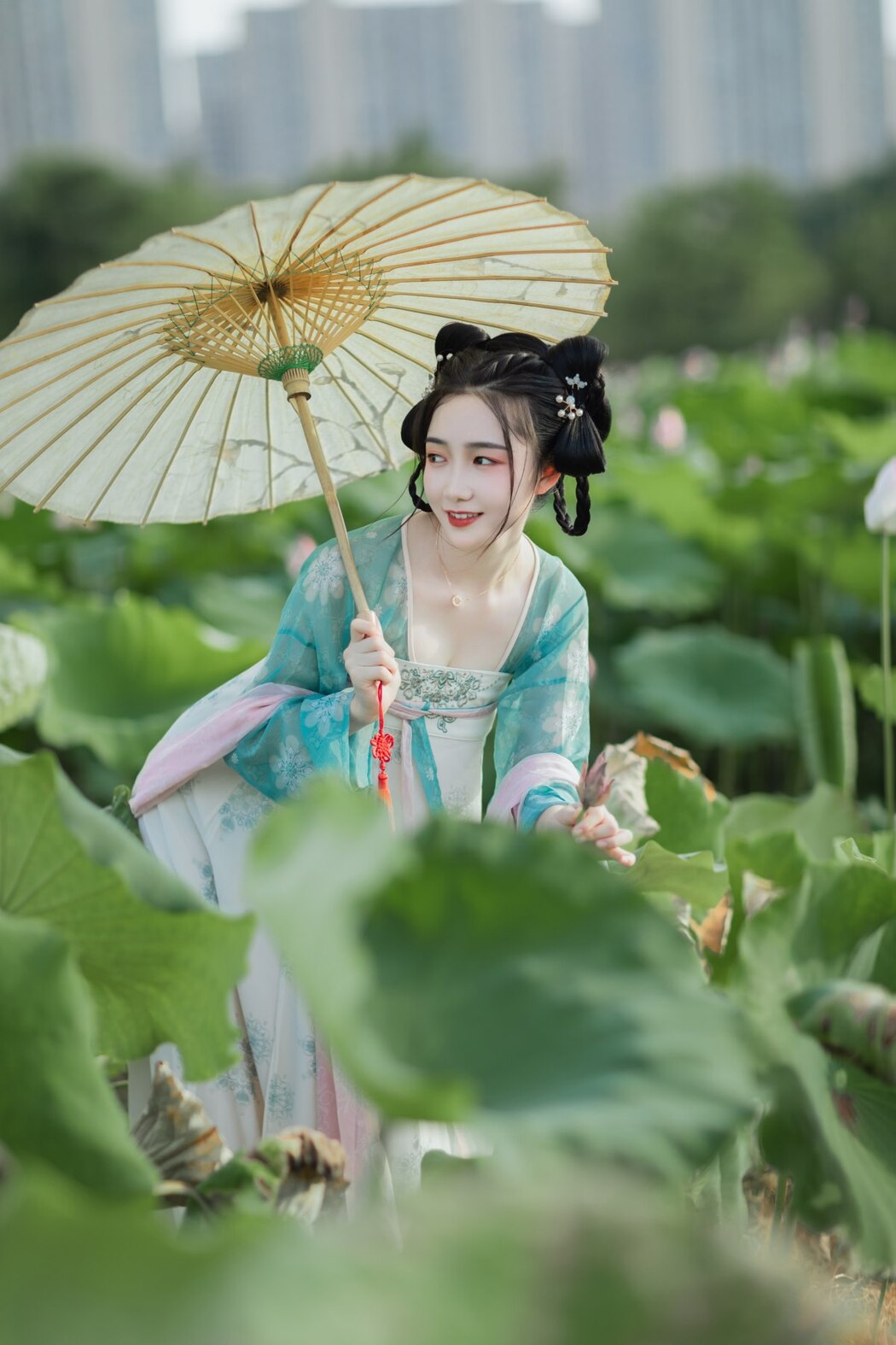 YiTuYu艺图语 Vol.1980 Pei Pei