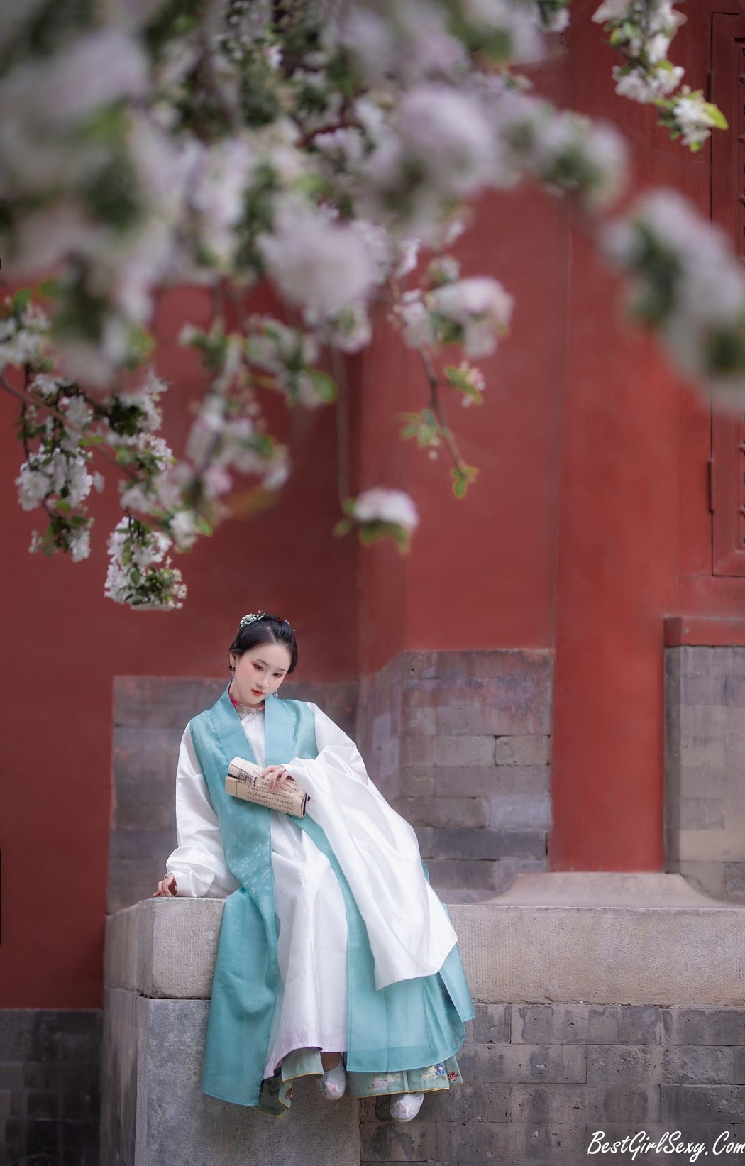 YiTuYu艺图语 Vol.199 Qing Kong