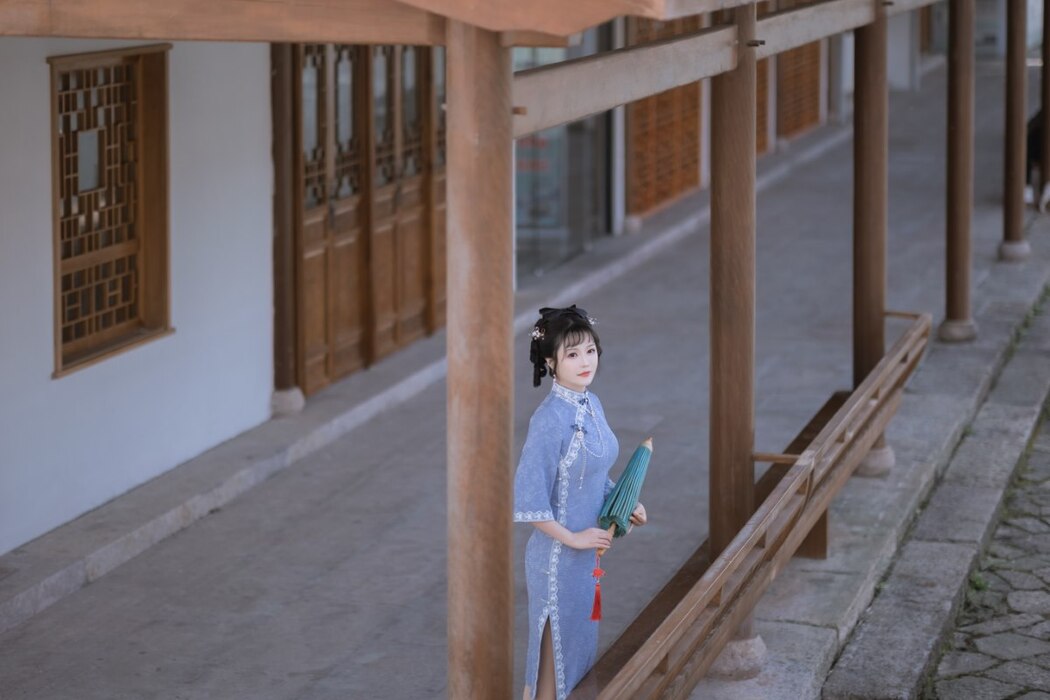 YiTuYu艺图语 Vol.1987 Lu Lu Haley