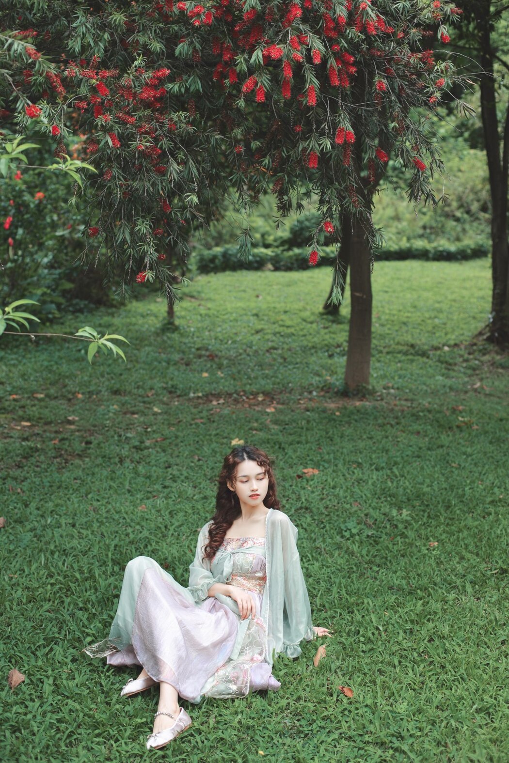 YiTuYu艺图语 Vol.1993 Liu Qi
