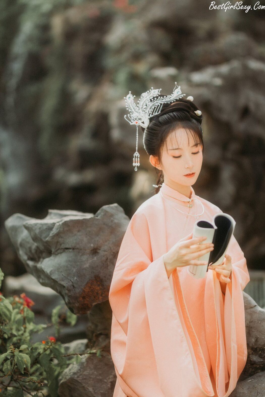 YiTuYu艺图语 Vol.203 Qi Yu