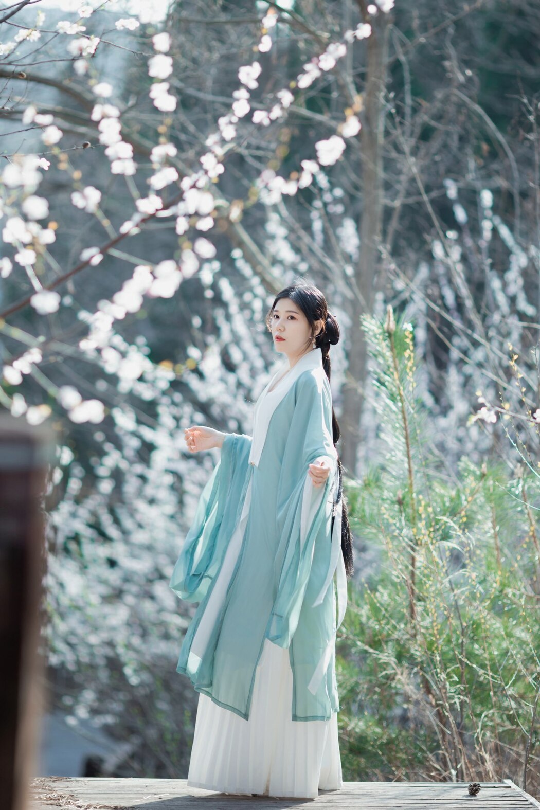 YiTuYu艺图语 Vol.2031 Nuan Xi