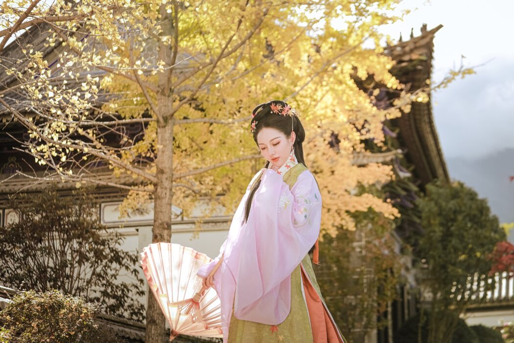 YiTuYu艺图语 Vol.2027 Mo Jin
