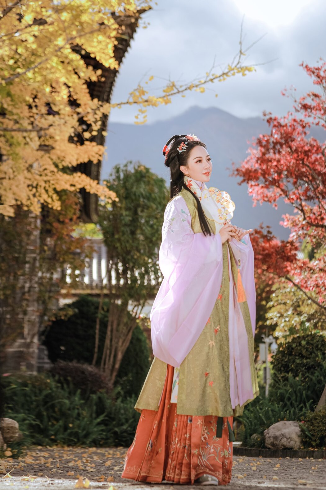 YiTuYu艺图语 Vol.2027 Mo Jin