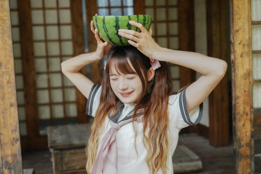 YiTuYu艺图语 Vol.2034 Tu Zi Zzz Bu Chi Hu Luo Bo