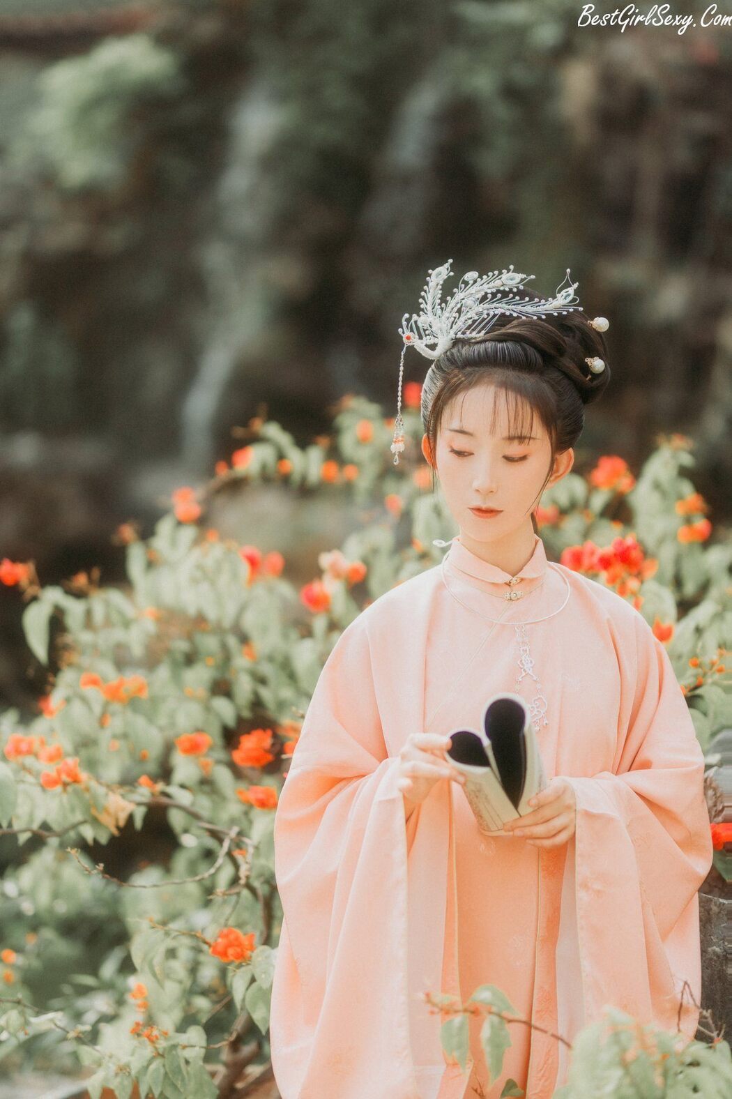YiTuYu艺图语 Vol.203 Qi Yu