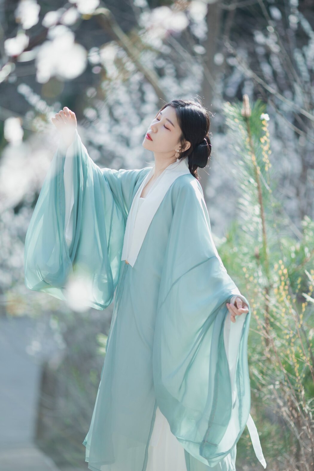 YiTuYu艺图语 Vol.2031 Nuan Xi