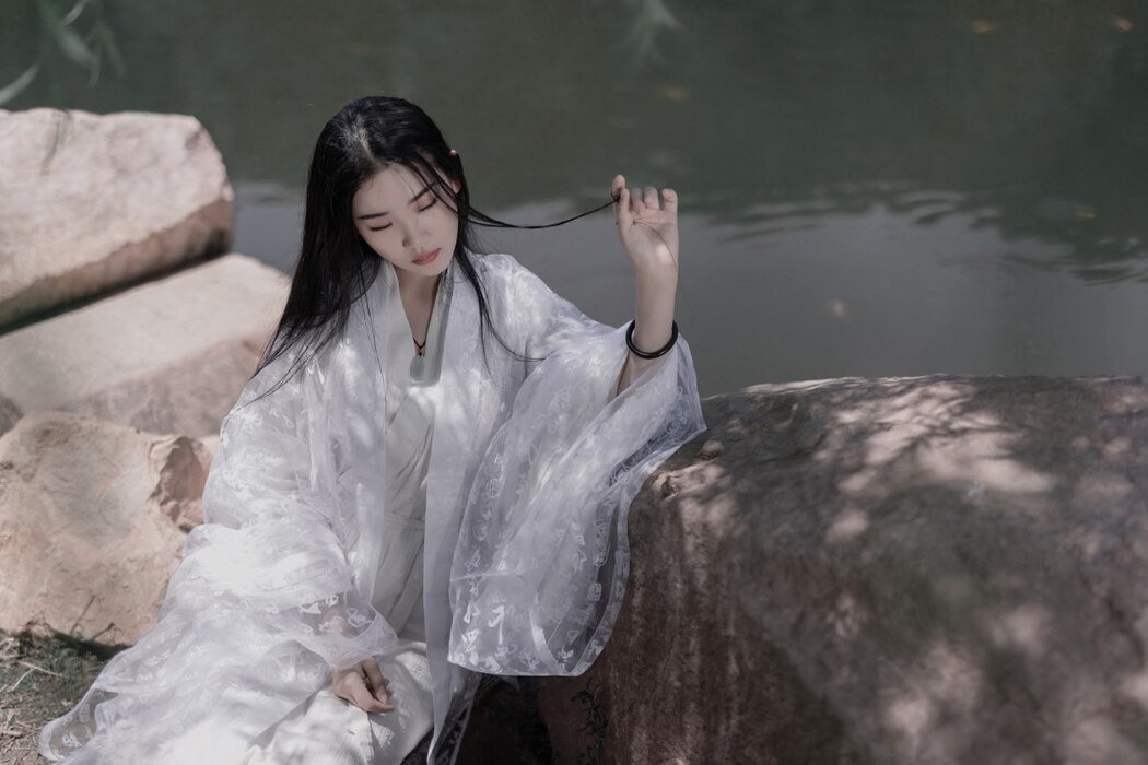 YiTuYu艺图语 Vol.1988 Xiang Wang Hui Shou Miao Miao Miao