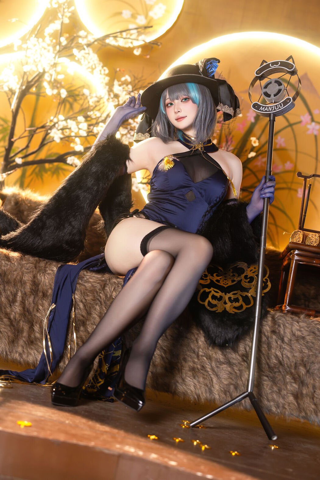 Coser@屿鱼 – 金装猫猫头